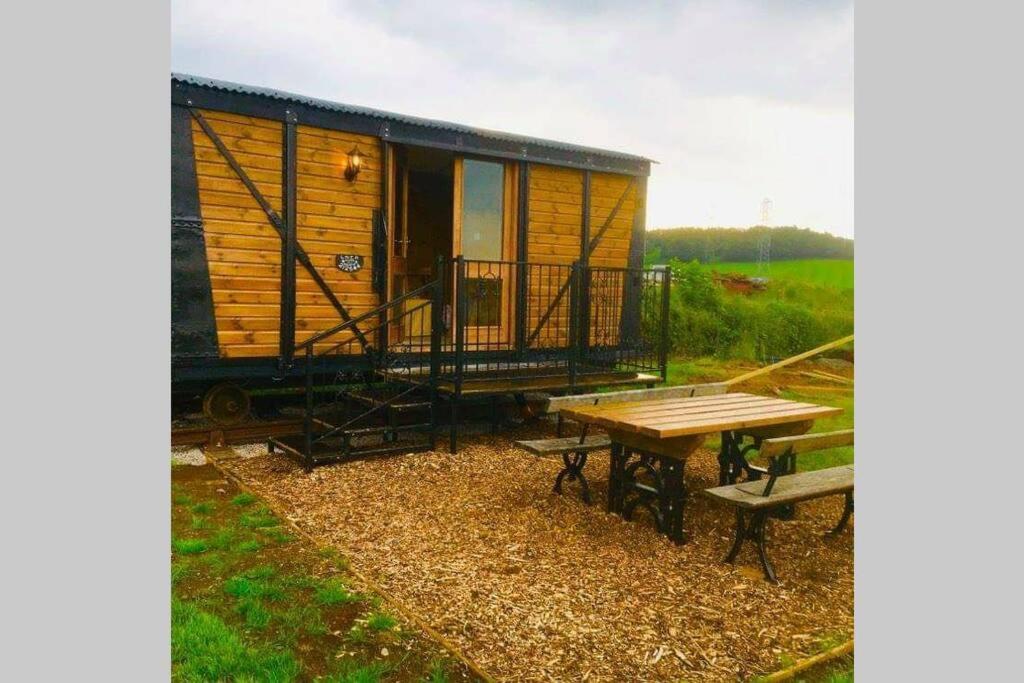 Malthouse Farm Cottage Carriage Dilhorne エクステリア 写真